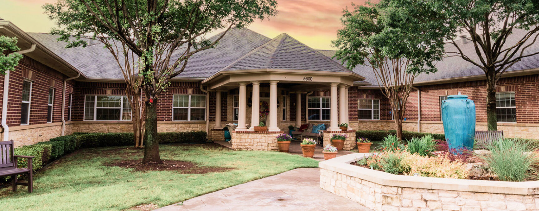 Best Memory Care in Richardson & Garland | Grand Brook Memory Care