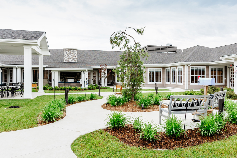 The Best Memory Care Facility in Grand Rapids | Grand Brook Memory Care